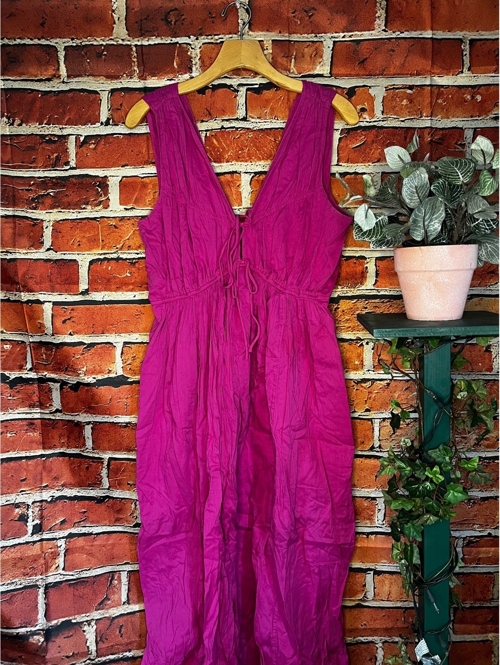 Abercrombie & Fitch Fuchsia Pink V Neck and Back Sleeveless Maxi Dress